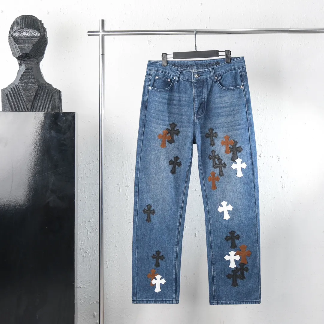 P280 (top replica) [New] Chrome Hearts Matty Boy Sex Records series limited leather multi-color high street work jeans - ch jeans need to be washed and then disassembled and hand-stitched with sheepskin cross leather and then spliced ​​to complete. The whole process is too complicated to explain. The texture can be seen in hand, and it’s all about looking good. These are the most beautiful pants in Crowe’s heart. They are made of beaded canvas fabric, and heavy washing makes the upper body of the fabric more textured, and the pants shape is tall and straight! The three-dimensional cutting of the whole trousers is a masterpiece! The hardware is customized by zp. The beaded canvas fabric is thick and soft after being washed. It has good breathability. Customized small leather label. Unique design. The details are simple and elegant, and the workmanship is exquisite. The whole trousers are neatly routed and the details are in place! It’s so cool that both men and women can easily control the trend of gender-neutral shorts!  Color: Blue Size: Corresponding sizes S-XXL, detailed sizes can be found in Figure 9